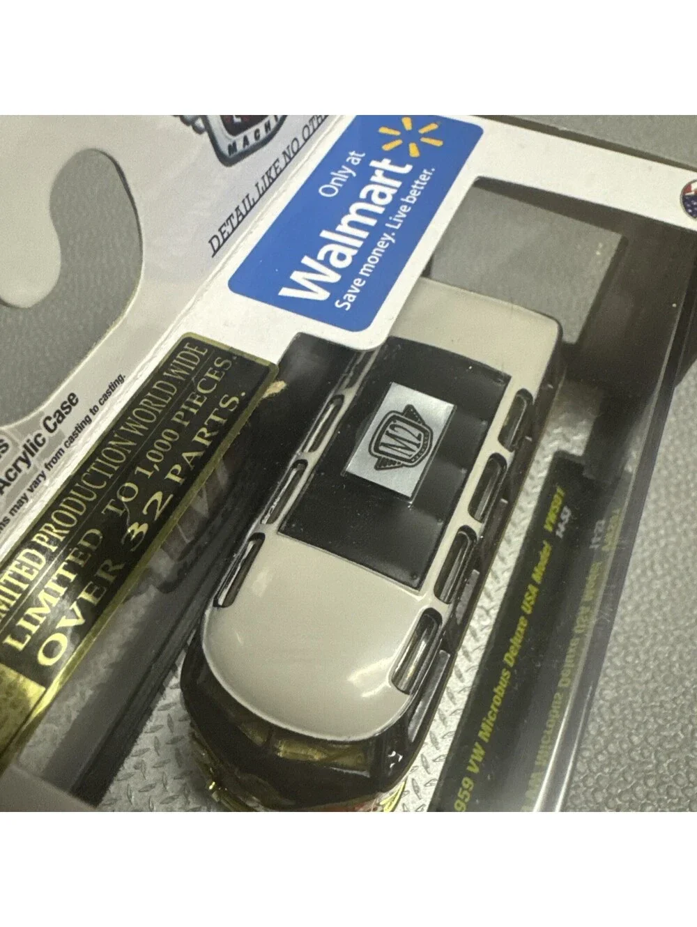 M2 Machines Auto-Thentics 1959 VW Microbus Deluxe USA VWS01 CHASE Limited 1,000